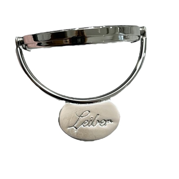 JUDITH LEIBER SILVER COMPACT HANDHELD MIRROR WITH PINK DUSTBAG - Picture 4 of 8
